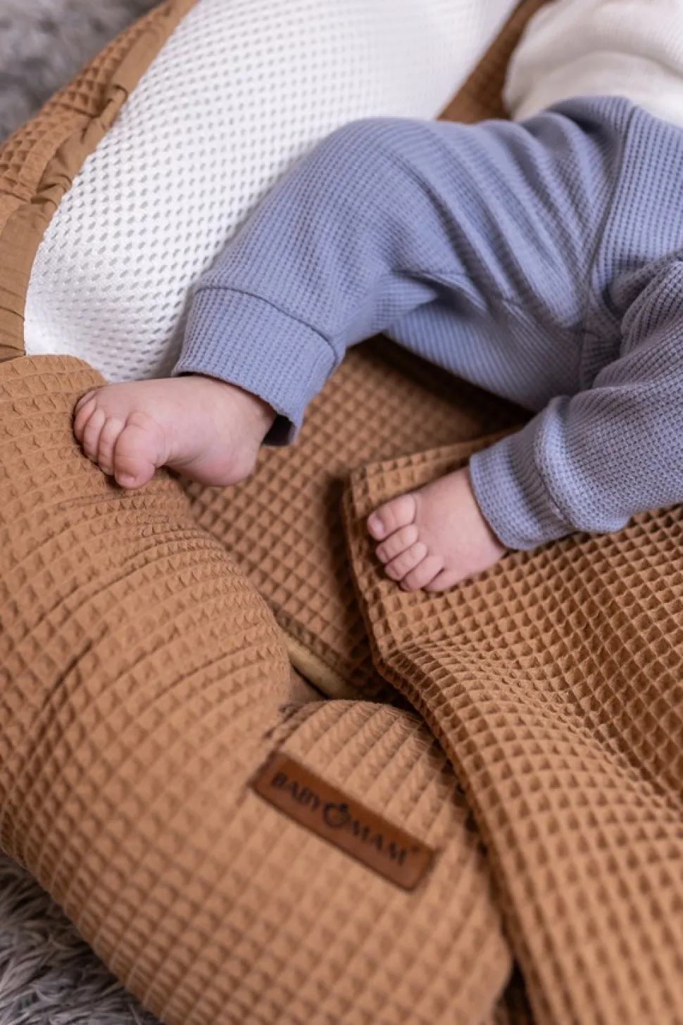 Babymam kokon niemowlęcy AIR 3D safe sleep set gniazdo kojec zestaw