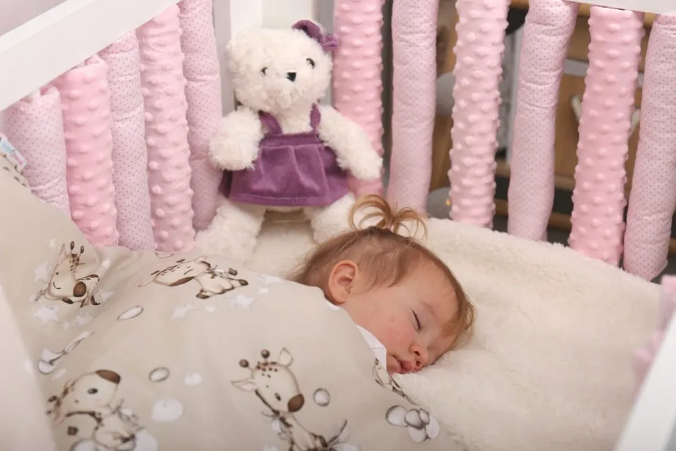 Babymam ochraniacz modułowy do łóżeczka minky 20el