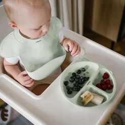 Babyono śliniak silikonowy regulowane zapięcie kieszonka