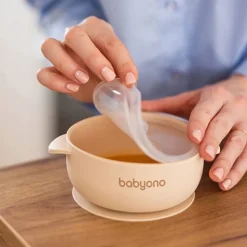 Babyono miseczka silikonowa z przyssawką i przykrywką dla dzieci