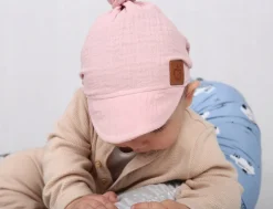 Chustka wiązana z daszkiem muślinowa chusteczka czapka na głowę Babymam