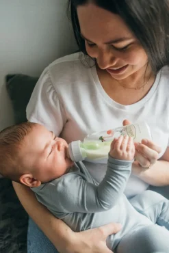 Dr bronw's anti-colic wąska szyjka butelka szklana 3m+ 250ml Poziom 2