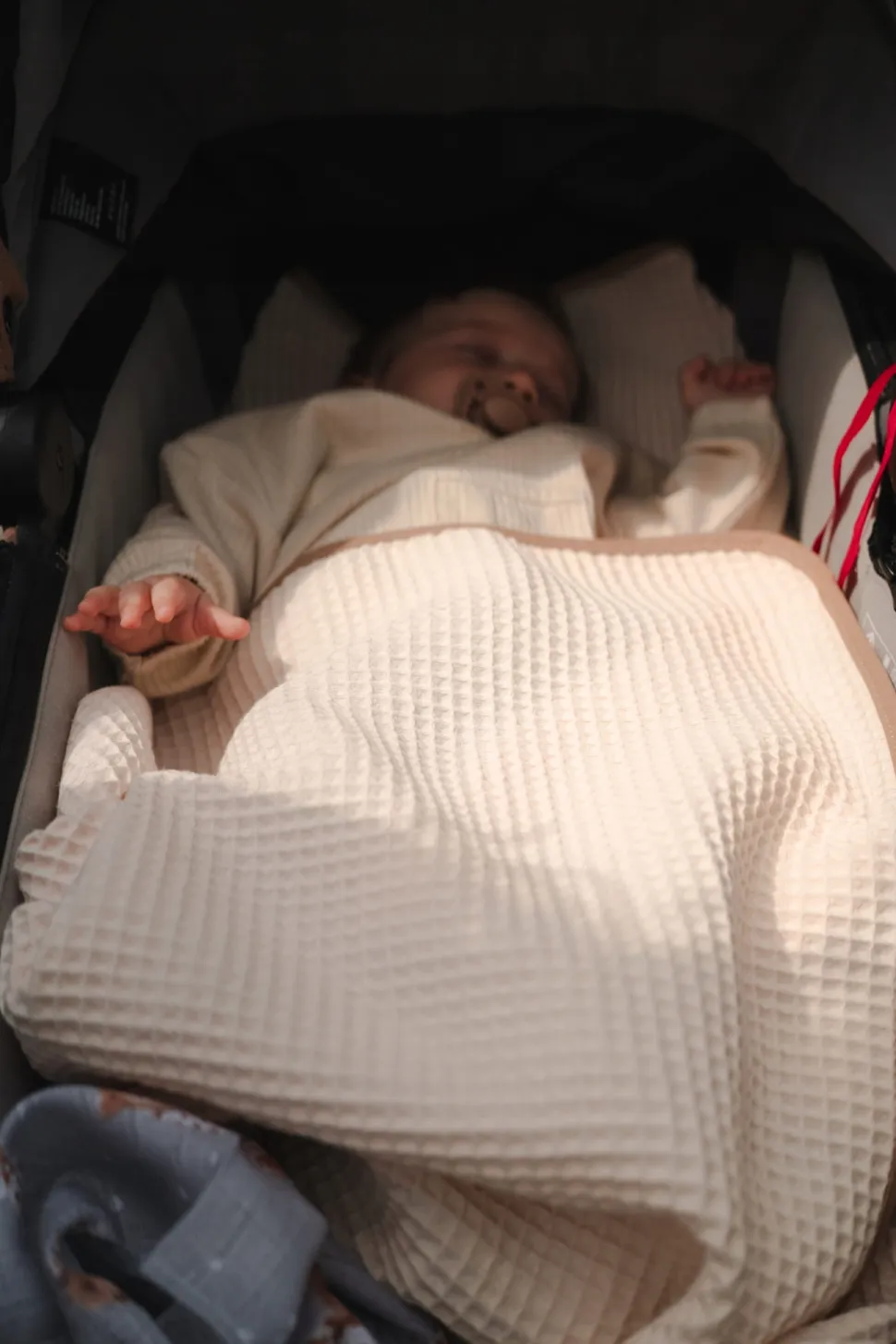 Kocyk dla niemowląt wafel bawełna 100% do wózka gondoli kołyski Babymam