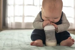 Philips Avent butelka antykolkowa natural 3 response 260ml różowa SCY903/11