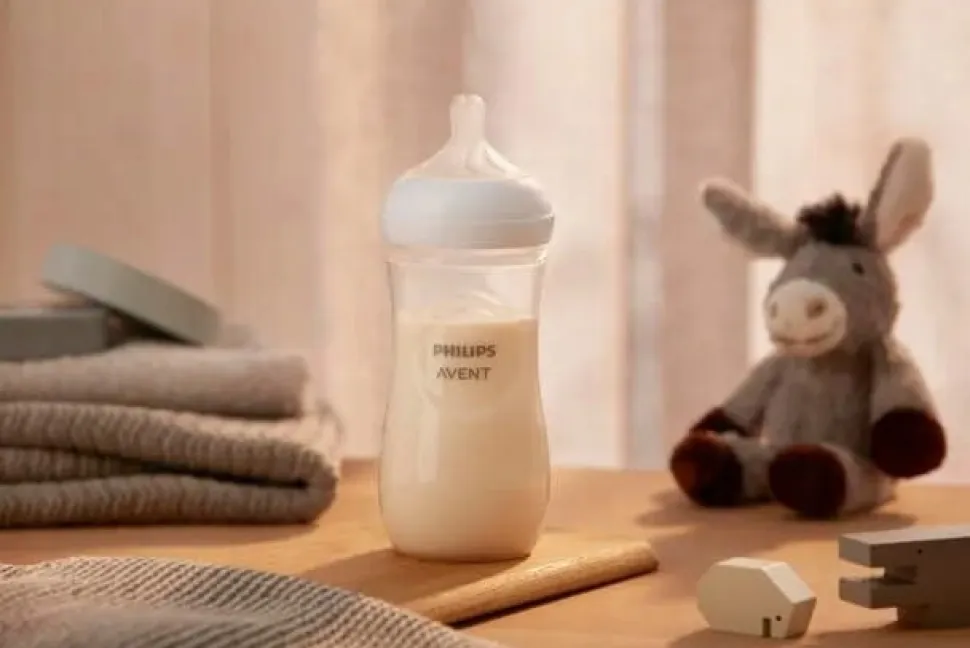 Philips Avent zestaw butelek natural response 2x330ml scy906/02 + smoczki 6m+
