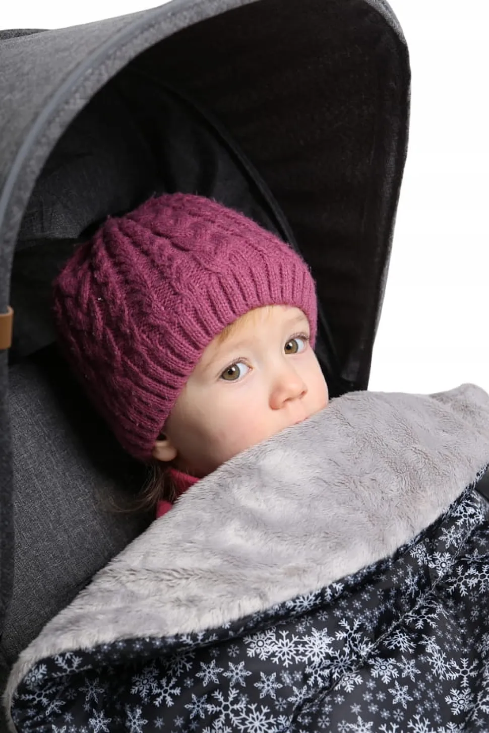 Śpiworek do wózka spacerowego spacerówki nieprzemakalny uniwersalny Babymam