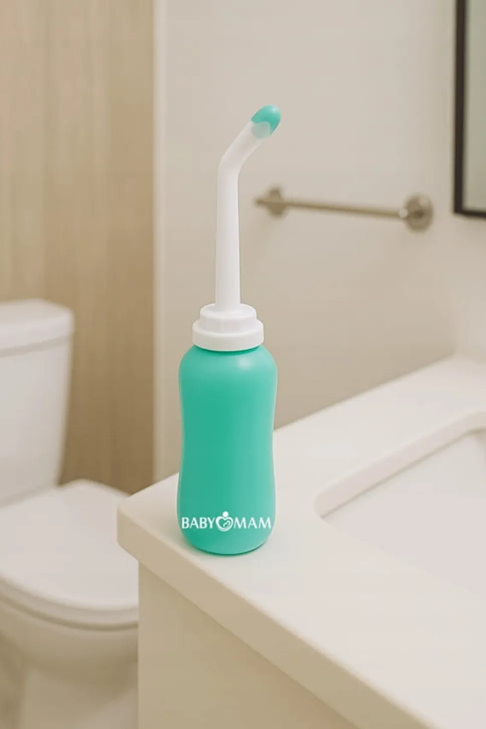 Poporodowa buteleczka do podmywania okolic intymnych 500ml butelka Babymam