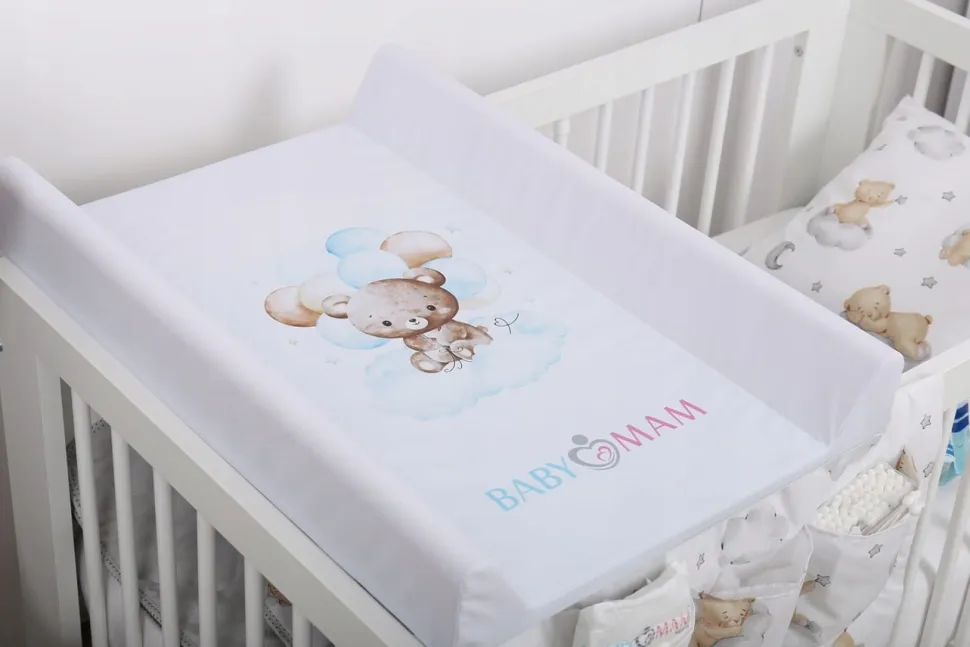 Przewijak usztywniony na łóżeczko komodę 70x50 cm Babymam