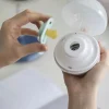 Suavinex przenośny sterylizator UV do smoczków różowy