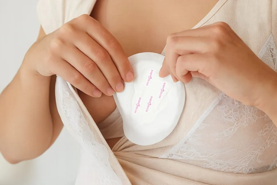 2x Wkładki laktacyjne superchłonne żelujące 220szt Babymam Big Pack