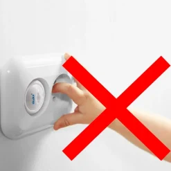 Zabezpieczenia do kontaktów gniazd elektrycznych 6szt + kluczyk Akuku