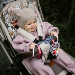 Zawieszka edukacyjna do wózka fotelika sensoryczna cheese & skip Babyono